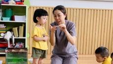 BÉ TẬP NHẬN BIẾT  BÉ TẬP NHẬN BIẾT